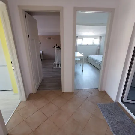 хармония център в стария град 아파트