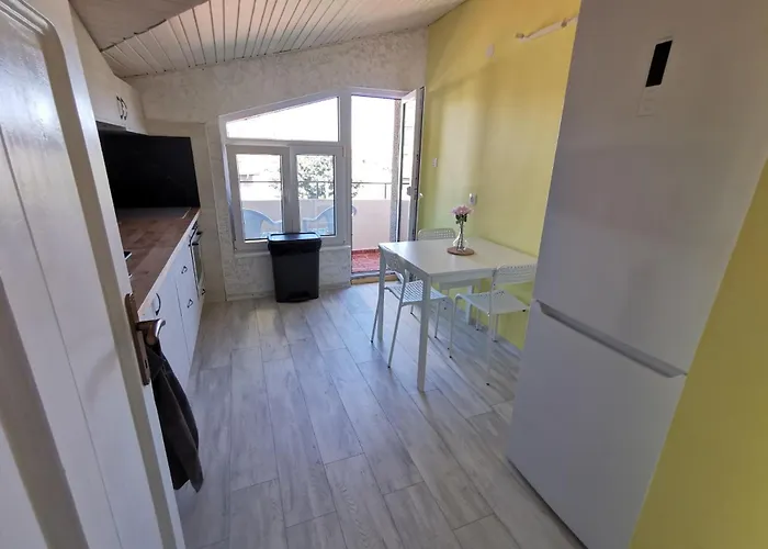 хармония център в стария град * Pomorie